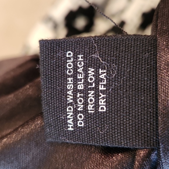 Iris Los Angeles Black White Geoprint Bomber Jacket     Size M - Picture 8 of 10